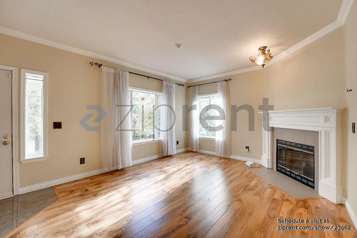 3 bed, 2.5 bath, 1487 sqft, $3,300 — Photo 4