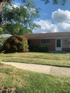 21816 Ridgeway St, Saint Clair Shores, MI, 48080