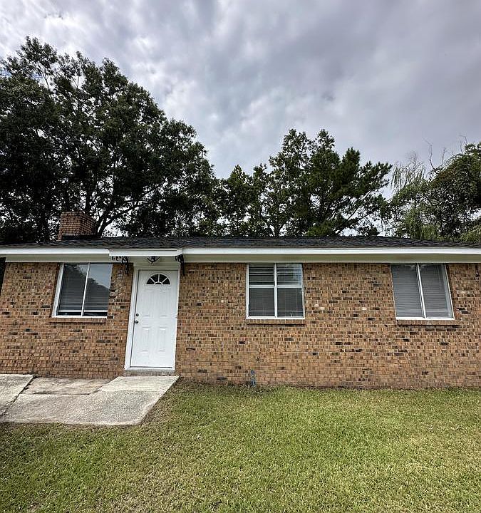 1st image of 21 Ferncliff Way