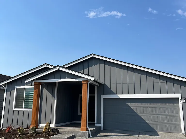 132 Moonshadow Ln — Photo 1