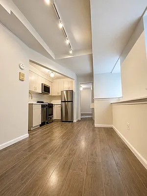 Kitchen, photo 1