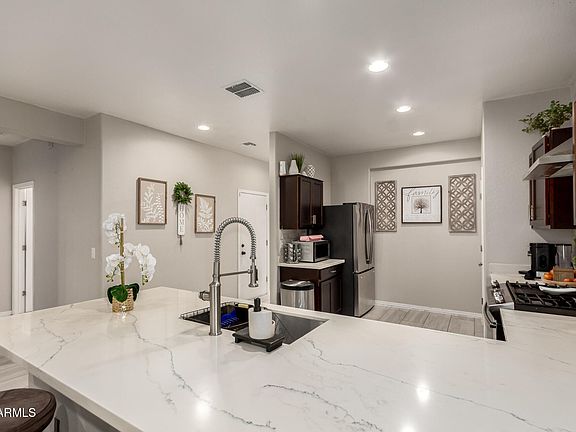 5th image of 8224 W PUEBLO Avenue