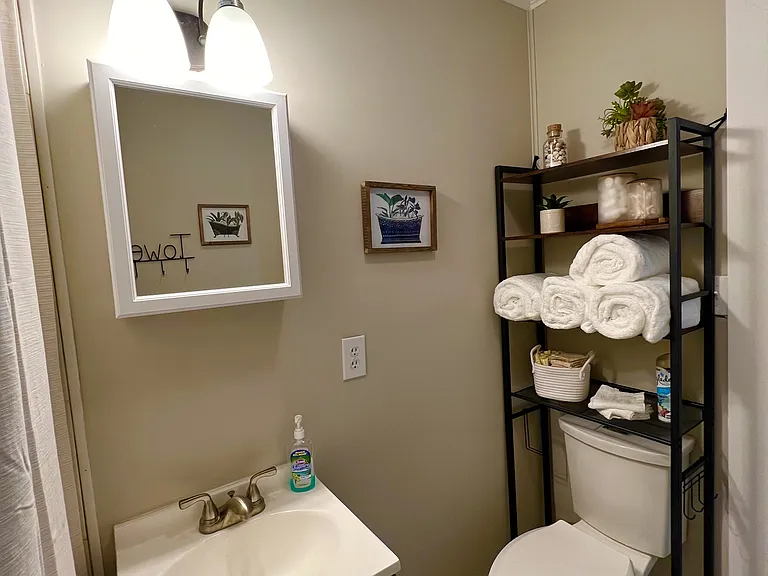 927 Maryland St #927 — Photo 9