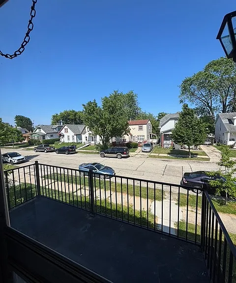 2050 Hickory Grove Ave — Photo 16