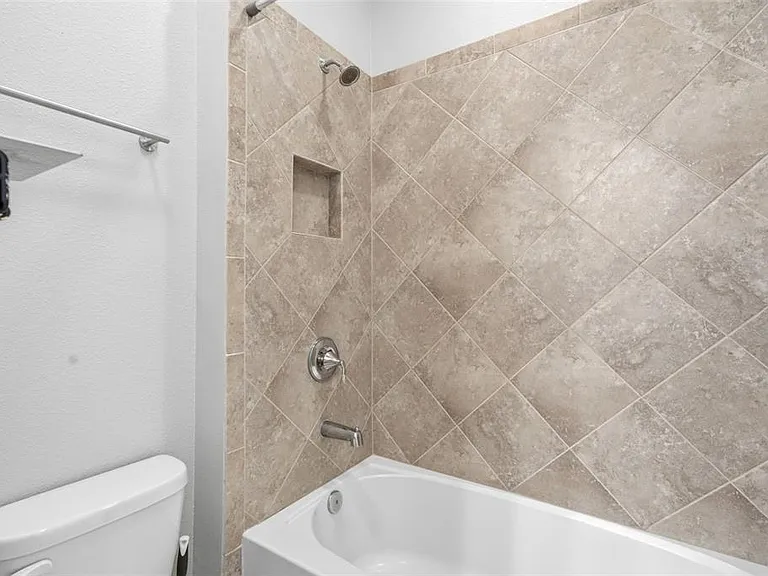 15020 Trinity Fall Way — Photo 32
