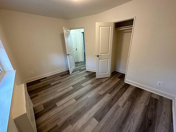 5th image of 10 Claire Ct #2A
