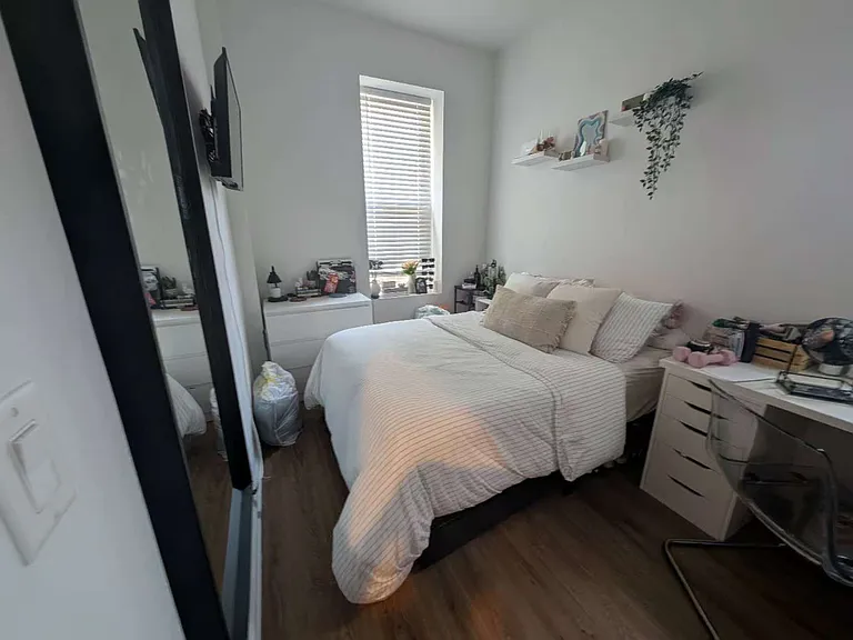 2918 S Union Ave #1 — Photo 7