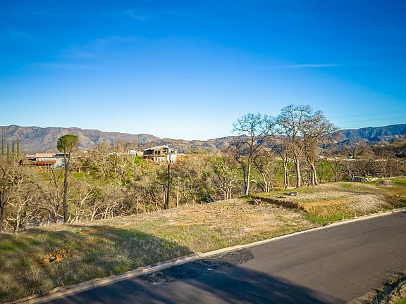 3rd image of 1070 Westridge Drive