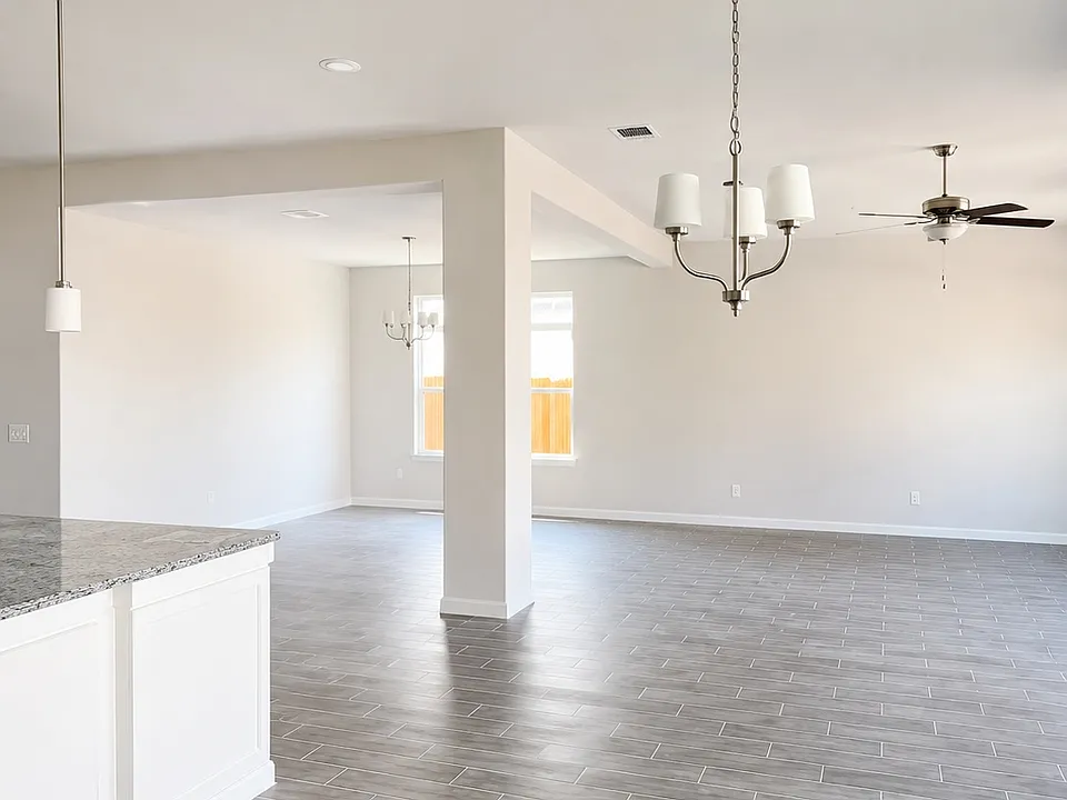 Waylon Cir