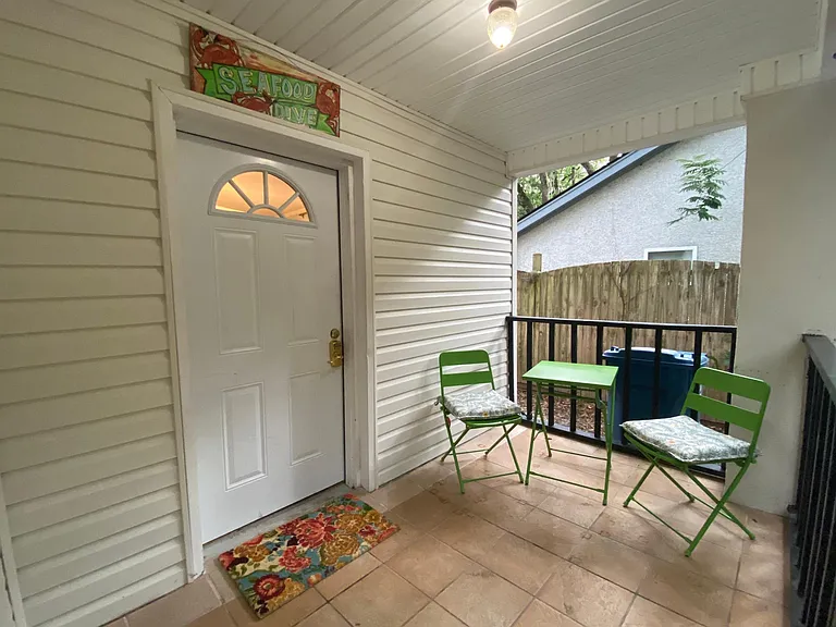 324 Pine St — Photo 12