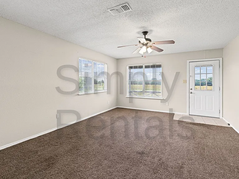 479 Mills Way — Photo 8