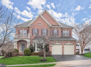 2520 Stone Cliff Dr, Baltimore, MD 21209