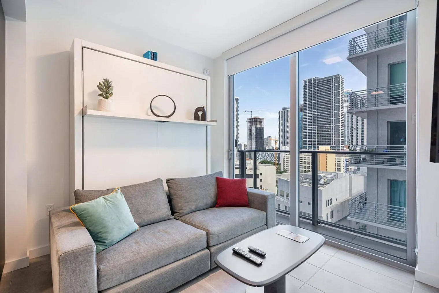 Studio, 1.0 bath, 409 sqft, $3,050 — Photo 3