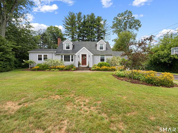 2nd image of 301 Wiese Road