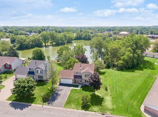 7370 158th St W, Apple Valley, MN 55124