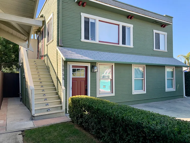685 Coronado Ave — Photo 7