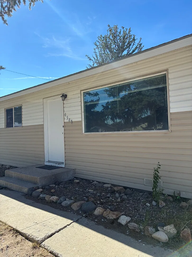 1509 K Dr — Photo 1