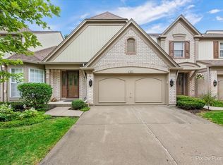 625 Marseilles Cir, Buffalo Grove, IL