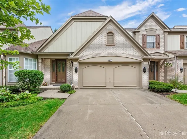 625 Marseilles Cir, Buffalo Grove, IL 60089