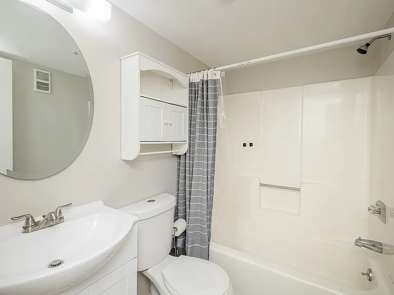1208 Windsong Cir — Photo 18