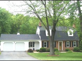 8412 Stonehouse Rd, Frederick, MD 21702