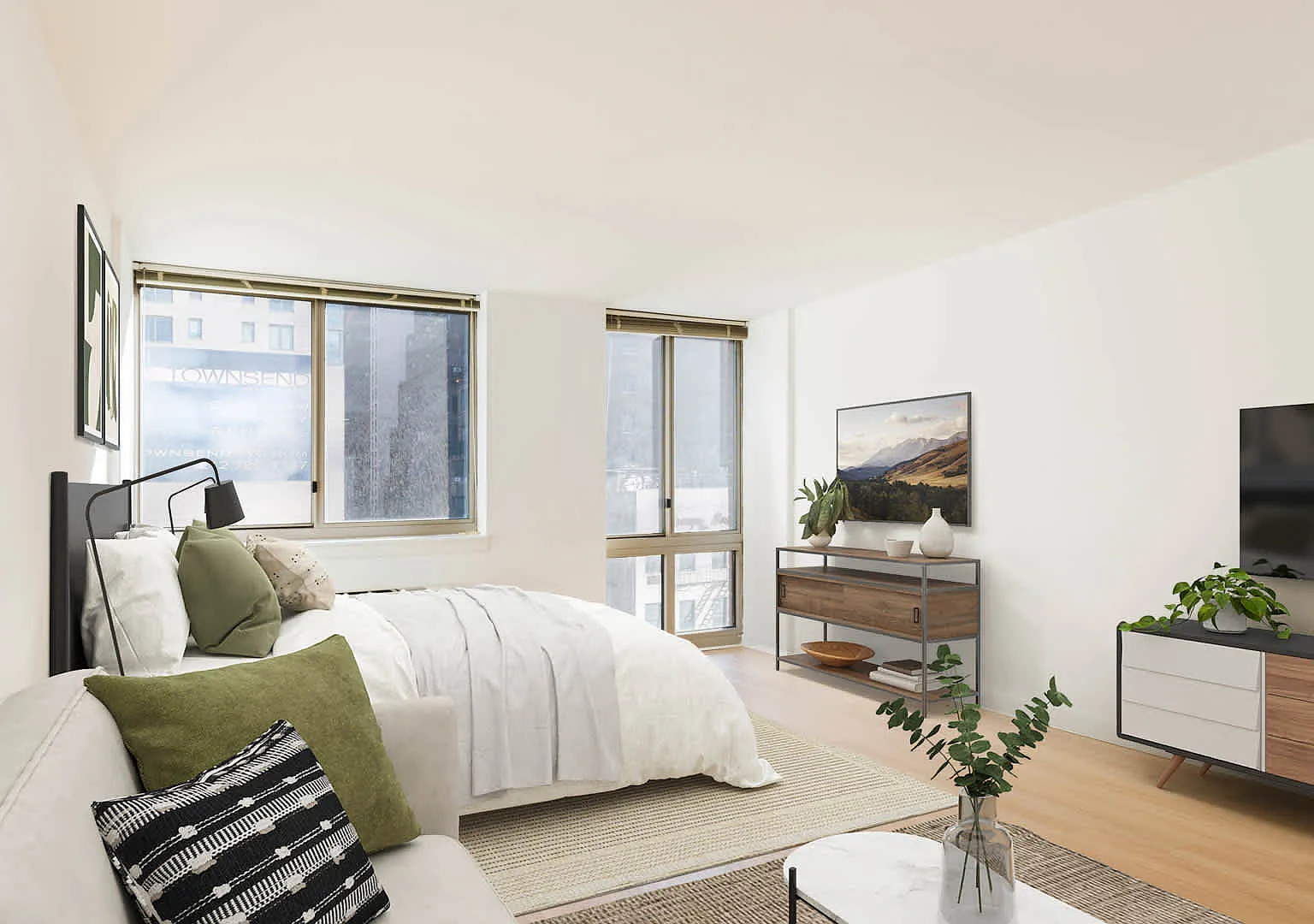 400 West 37th Street — Photo 2