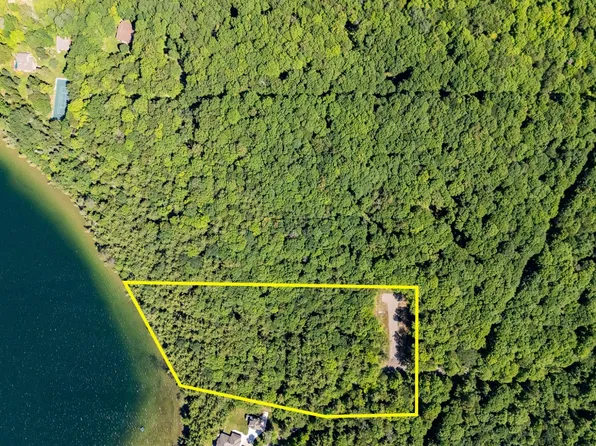 578 Pentoga Trl, Crystal Falls, MI 49920