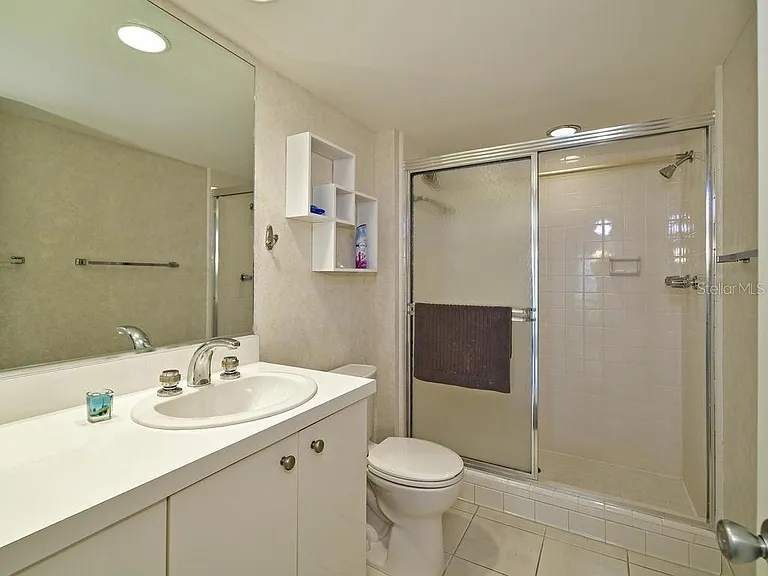 2425 Gulf Of Mexico Dr #7F — Photo 34