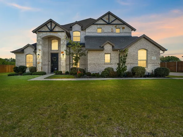 360 Crystal Lake Ln, Red Oak, TX 75154
