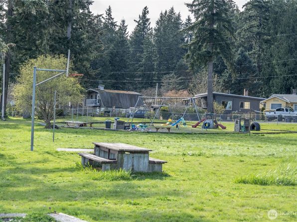 40 NE Sandra Lane, Belfair, WA 98528