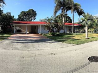 910 SW 30th St, Fort Lauderdale, FL 33315