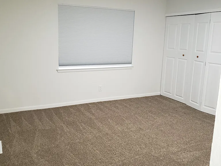 Second master with connecting bathroom