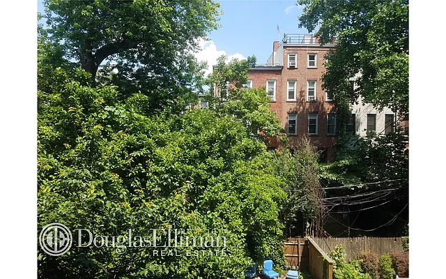 Rented by Douglas Elliman | media 19