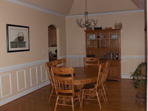 Formal dining room