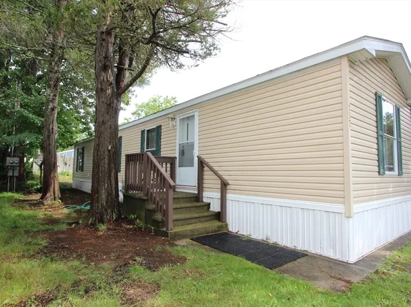 117 Leicester St #117, North Billerica, MA 01862