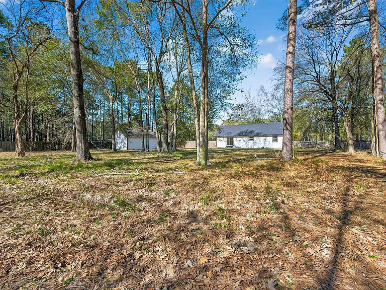 170 Walter Dr — Photo 39