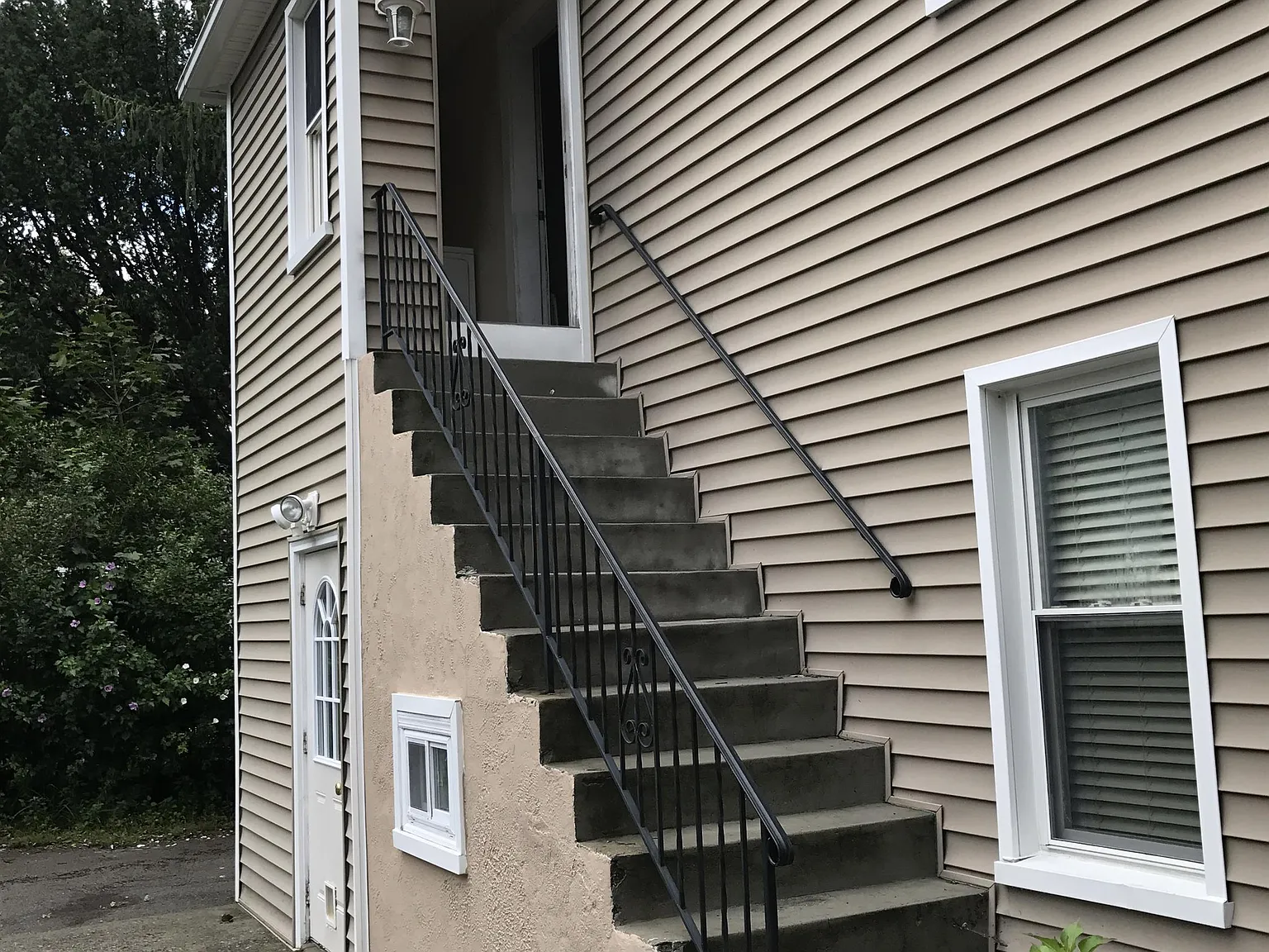164 Chauncey - 2 — Photo 2