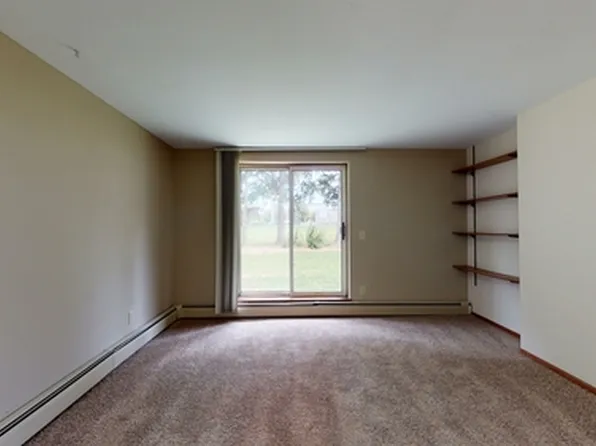 302 Grand Canyon Dr, Madison, WI
