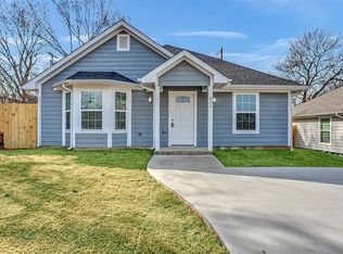 422 E Elm St, Denison, TX 75021