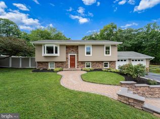 7884 Belhaven Ave, Pasadena, MD 21122