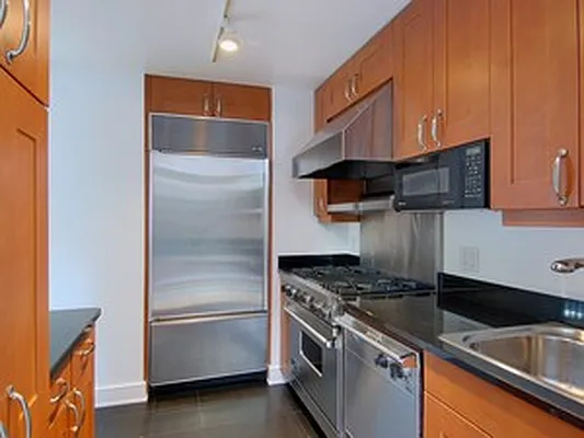 Sold by Corcoran | media 21