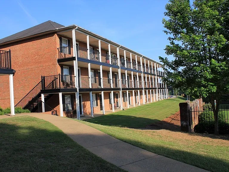 150 Rice Mine Rd N #202-C — Photo 3