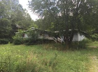 245 Winkle Dr, Armuchee, GA 30105