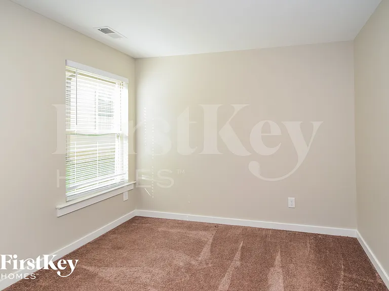 583 Kincaid Cove Ln — Photo 13