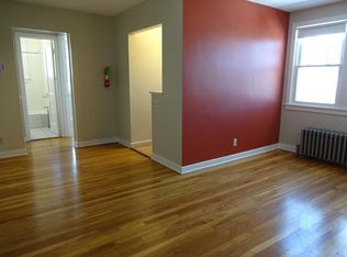 19 Montreal St APT 8, Portland, ME 04101