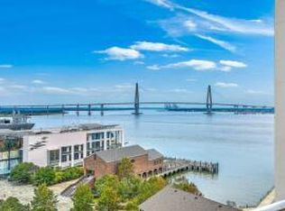 330 Concord St APT 9A, Charleston, SC 29401