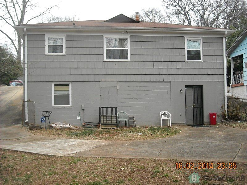 2nd image of 1741 Davis Ct SW