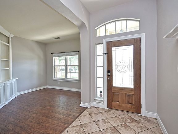 4th image of 13617 Glen Creek Ct