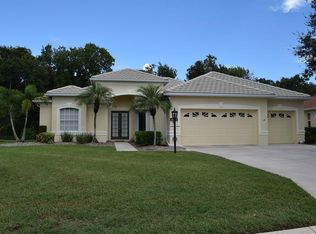 4879 Carrington Cir, Sarasota, FL 34243