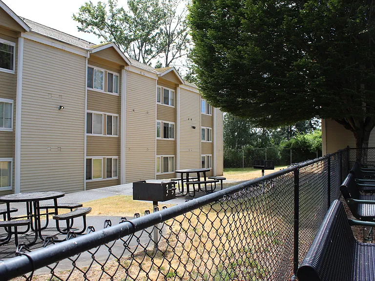 Martin Luther King Jr. Apartments — Photo 5